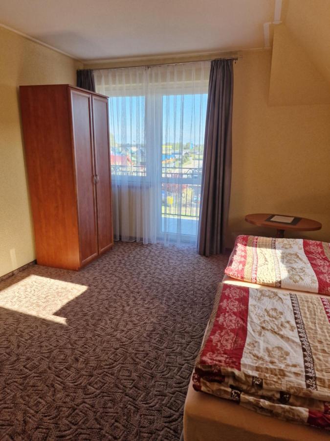Lazur Apartment Gaski  Ngoại thất bức ảnh