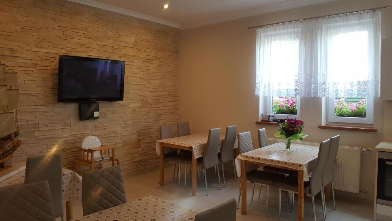 Lazur Apartment Gaski  Ngoại thất bức ảnh