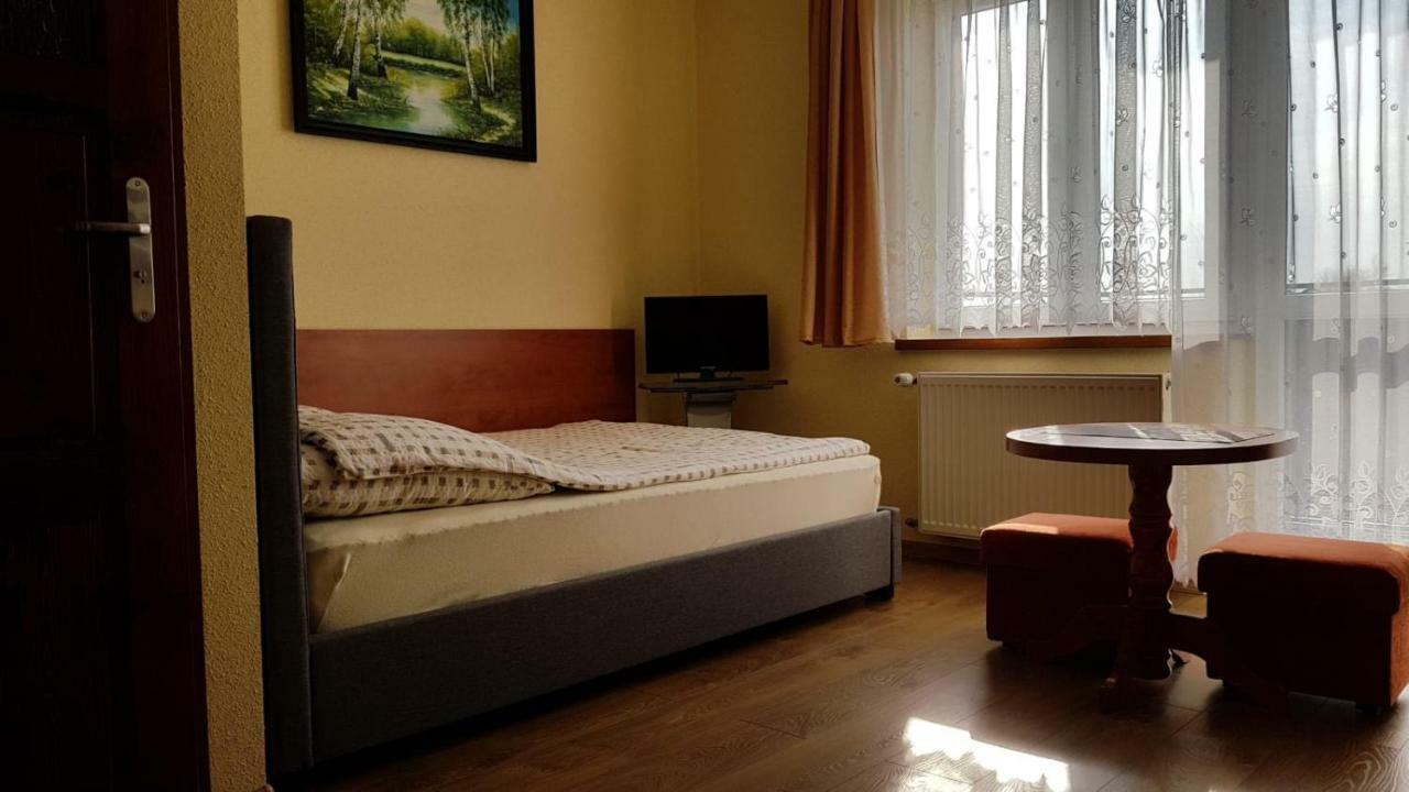 Lazur Apartment Gaski  Phòng bức ảnh