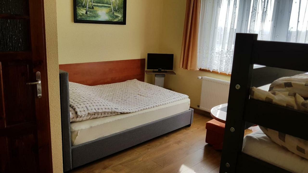Lazur Apartment Gaski  Ngoại thất bức ảnh